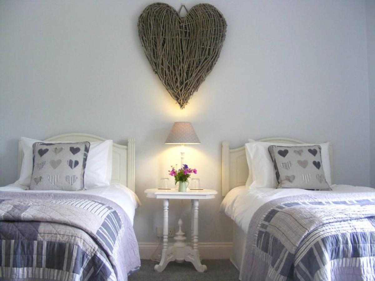 Lobhill Farmhouse Bed And Breakfast And Self Catering Accommodation Okehampton Pokój zdjęcie