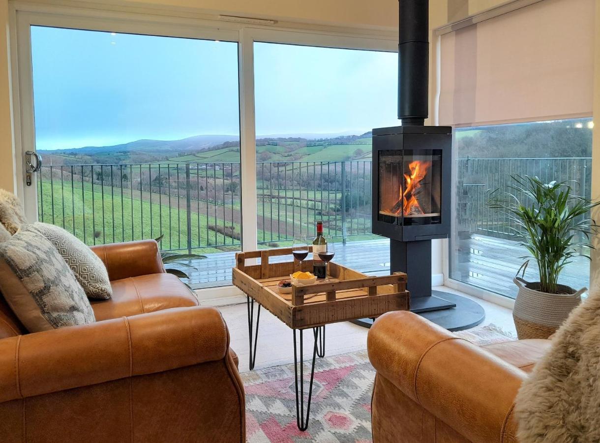 Lobhill Farmhouse Bed And Breakfast And Self Catering Accommodation Okehampton Zewnętrze zdjęcie